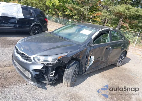 2021 Kia Forte Lxs из США, поврежденный, VIN 3KPF24AD7ME271180